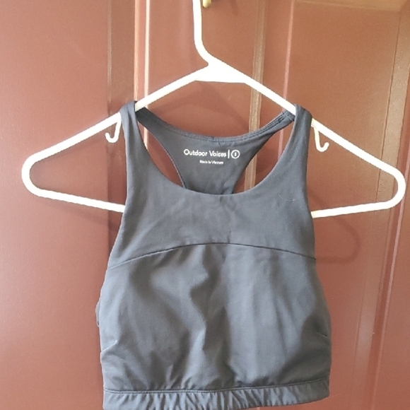 Outdoor Voices Black Sports Bra with Soft Stretchy Fabric and Fitted Bodice - Picture 1 of 5